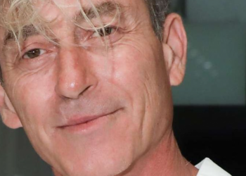 Πέθανε ο ηθοποιός Αίας Μανθόπουλος