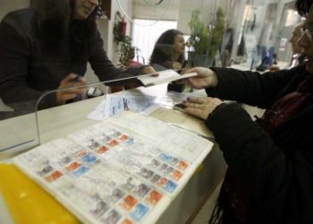 Συντάξεις – ΕΦΚΑ: Πώς θα βρείτε τα «χαμένα» σας ένσημα πριν το 2002