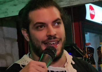 Η κρητική ψυχή ενός Μακεδόνα που στέλνει το μήνυμα της ειρήνης και της ισότητας