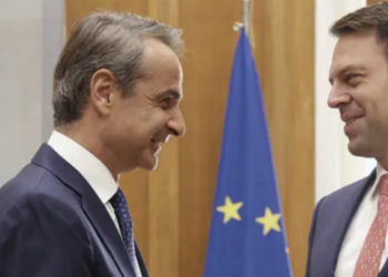 Ολοκληρώθηκε η πρώτη συνάντηση του Μητσοτάκη με τον Κασσελάκη