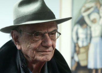 Πέθανε ο Βασίλης Βασιλικός