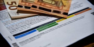 Επτά SOS για το πράσινο τιμολόγιο ρεύματος – Πότε θα αλλάζουν οι χρεώσεις