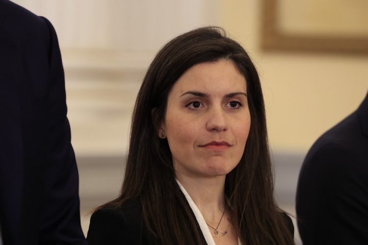 Ορκωμοσία ενώπιον της Προέδρου της Δημοκρατίας Κατερίνας Σακελλαροπούλου και παρουσία του Πρωθυπουργού Κυριάκου Μητσοτάκη των νέων υπουργών και υφυπουργών της Κυβέρνησης, Πέμπτη 4 Ιανουαρίου 2024.
(ΓΙΩΡΓΟΣ ΚΟΝΤΑΡΙΝΗΣ/EUROKINISSI)
(ΓΙΩΡΓΟΣ ΚΟΝΤΑΡΙΝΗΣ/EUROKINISSI)