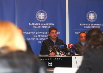 Αυγενάκης: Σε ισχύ το “αγροτικό 112” – SMS 72 ώρες πριν το καιρικό φαινόμενο