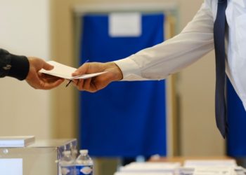 Ευρωεκλογές: Δεν «παγώνουν» προσλήψεις και υπηρεσιακές μεταβολές – Τι ισχύει για την εκλογική άδεια