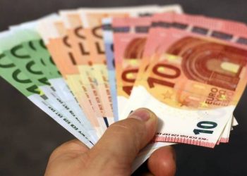 Συντάξεις: Αναδρομικά μέχρι και 50.000 ευρώ για τραπεζοϋπαλλήλους