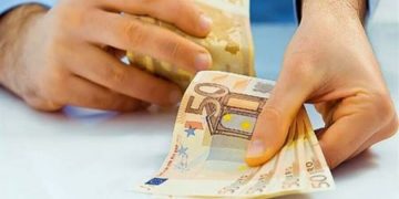 Πότε θα πιστωθεί η μισθοδοσία στους λογαριασμούς των εκπαιδευτικών