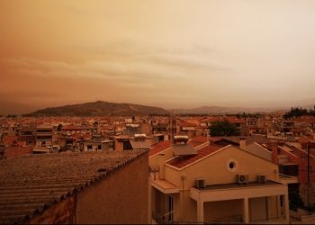 Αλλαγή του καιρού με λασποβροχές και τοπικές καταιγίδες