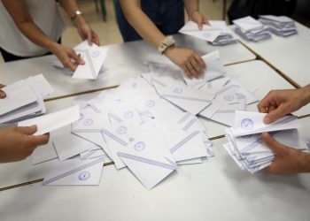 Eυρωβουλευτές: Ποιοι προηγούνται σε σταυρούς