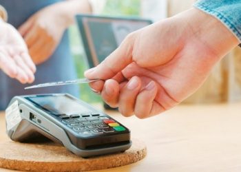 Ψηφιακό τέλος συναλλαγής: Αντικαθιστά το παραδοσιακό χαρτόσημο