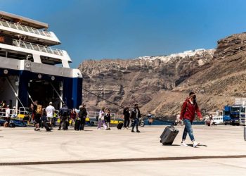 Μικρότερη φέτος η έξοδος για το τριήμερο του Αγίου Πνεύματος