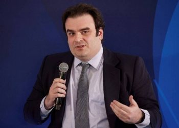 Πιερρακάκης: Ψηφίστηκε το σχέδιο νόμου για την Ψηφιακή Εκπαιδευτική Πύλη και το Ψηφιακό Φροντιστήριο (video)