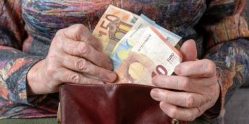 ΕΦΚΑ – ΔΥΠΑ: Ο «χάρτης» των πληρωμών από 22 έως 26 Ιουλίου
