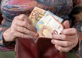 Συντάξεις Οκτωβρίου: Οι ημερομηνίες – «κλειδιά» για τις πληρωμές