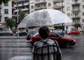 Καιρός: Έντονα φαινόμενα και σήμερα