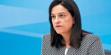 Νίκη Κεραμέως: «Η επιτάχυνση του χρόνου απονομής συντάξεων βρίσκεται ψηλά στην ατζέντα του υπουργείου»