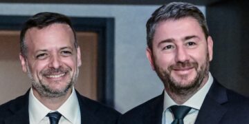 Εκλογές ΠΑΣΟΚ: Πρώτος o Ανδρουλάκης, δεύτερος ο Δούκας