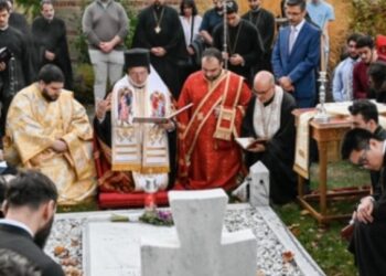 Ο Αρχιεπίσκοπος Ελπιδοφόρος τέλεσε μνημόσυνο για τον μακαριστό Αρχιεπίσκοπο Αμερικής Ιάκωβο