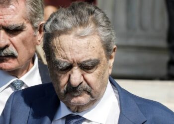 Πέθανε ο επιχειρηματίας Βαρδής Βαρδινογιάννης