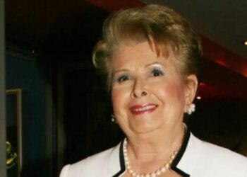 Πένθος για τον χαμό της αγαπημένης μαγείρισσας, Βέφας Αλεξιάδου