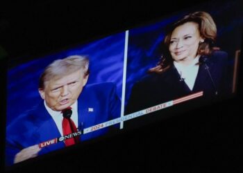 Εκλογές ΗΠΑ: Εντελώς απρόβλεπτη παραμένει η αναμέτρηση Χάρις – Τραμπ