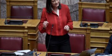 Τους Έλληνες του Λονδίνου καλεί η Νίκη Κεραμέως σε εκδήλωση του Rebrain Greece