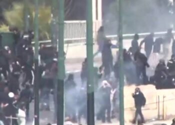 Σοβαρά επεισόδια στο Σύνταγμα!