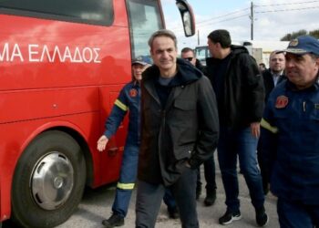 Κυρ. Μητσοτάκης από Σαντορίνη: Καλύτερα να προλαμβάνουμε γεγονότα παρά να τρέχουμε να τα αντιμετωπίσουμε εκ των υστέρων (βίντεο)