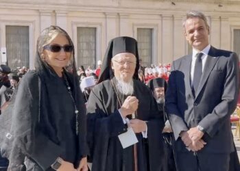 Βαρθολομαίος για πάπα Φραγκίσκο: Συνεργαστήκαμε αποφασιστικά για τη μεγαλύτερη προσέγγιση των Εκκλησιών μας