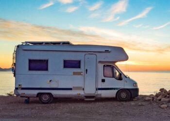 Τι θα ισχύσει από φέτος για τροχόσπιτα και αυτοκινούμενα