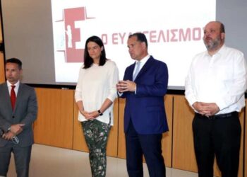 Επίσκεψη Γεωργιάδη – Κεραμέως στον «Ευαγγελισμό» για την πρόσληψη 500 τραυματιοφορέων μέσω ΔΥΠΑ