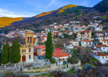 ΥΠΕΝ: Ερωτήσεις και απαντήσεις για τη νομοθετική ρύθμιση σχετικά με τους οικισμούς