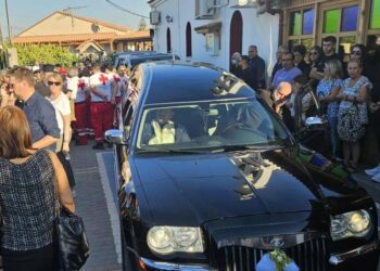 Ηράκλειο Κρήτης: Σε κλίμα οδύνης κηδεύτηκε η Μαρία Μπαξεβανη