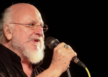 Πέθανε ο σπουδαίος Διονύσης Σαββόπουλος