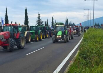 Κλιμακώνουν οι αγρότες σε Νίκαια, Αιτωλοακαρνανία, Αχαΐα, Ηλεία, Δ. Θεσσαλία