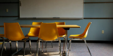 ΟΙΕΛΕ: Υποχρεωτικό το διοριστήριο για καθηγητές ΙΒ – Αναγνωρίζεται η προϋπηρεσία