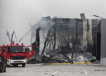 Βουλή: Οι υφυπουργοί Εργασίας και Κοινωνικής Ασφάλισης για το εργατικό δυστύχημα στα Τρίκαλα