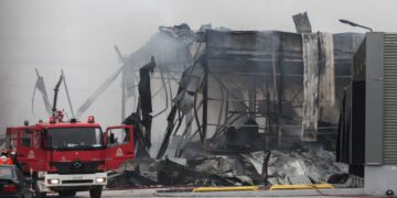 Βουλή: Οι υφυπουργοί Εργασίας και Κοινωνικής Ασφάλισης για το εργατικό δυστύχημα στα Τρίκαλα