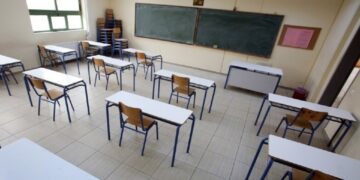 Άρχισε ο διάλογος για το Εθνικό Απολυτήριο – Τι προβλέπει – Αντιδράσεις από γονείς και εκπαιδευτικούς