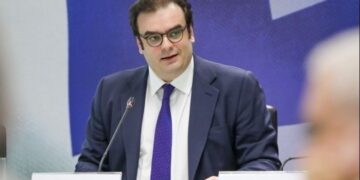 Κυρ. Πιερρακάκης: Έχουμε την ταχύτερη αποκλιμάκωση χρέους παγκοσμίως