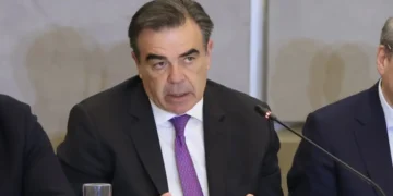 Σχοινάς: Εξασφαλίσαμε 21 εκατ. ευρώ από την ΕΕ για λιπάσματα – Έρχονται ακόμη 1,1 δισ. ευρώ πληρωμές στους αγρότες