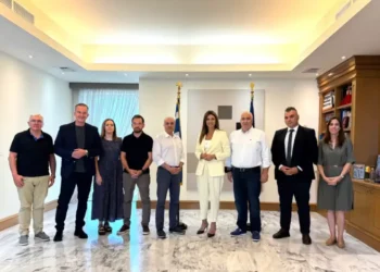 Συνάντηση Ζαχαράκη με το νέο ΔΣ του ΙΕΠ: Το πλάνο για τη σχολική χρονιά 2026-2027